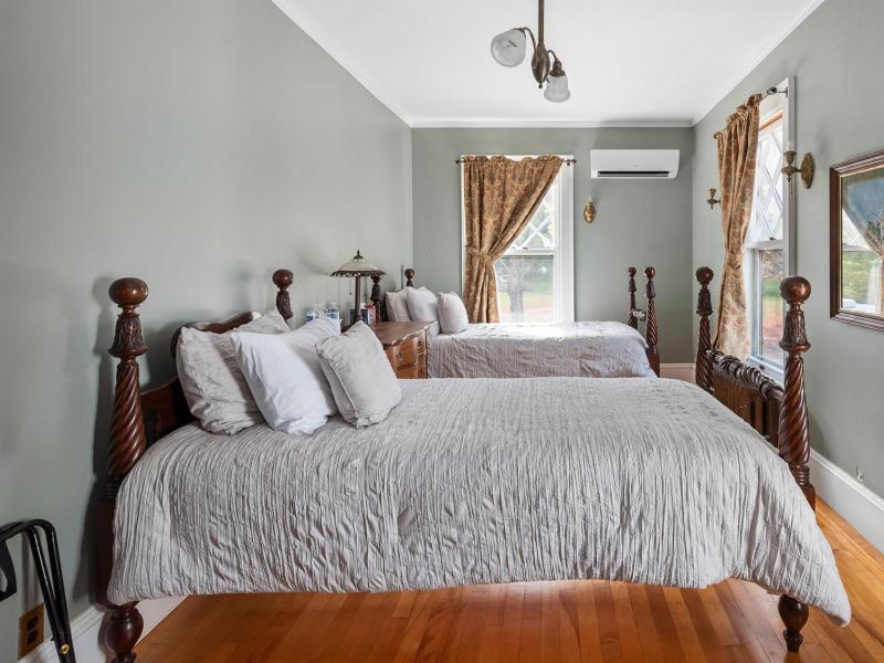 Mulburn Inn image
