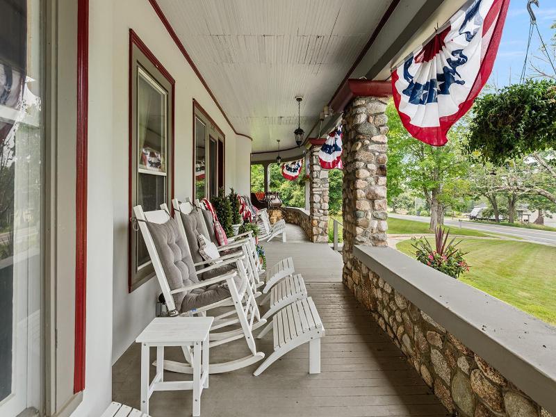 Mulburn Inn image
