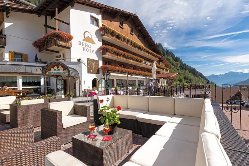 Berghotel image