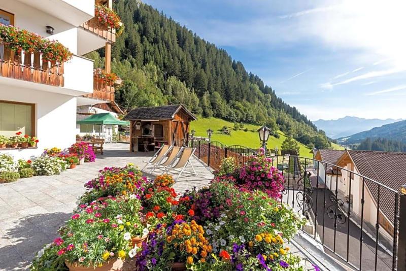 Berghotel image
