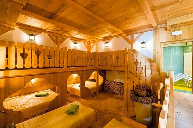 Berghotel image