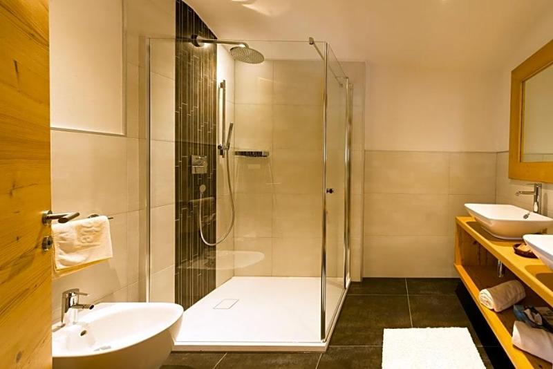 Berghotel image