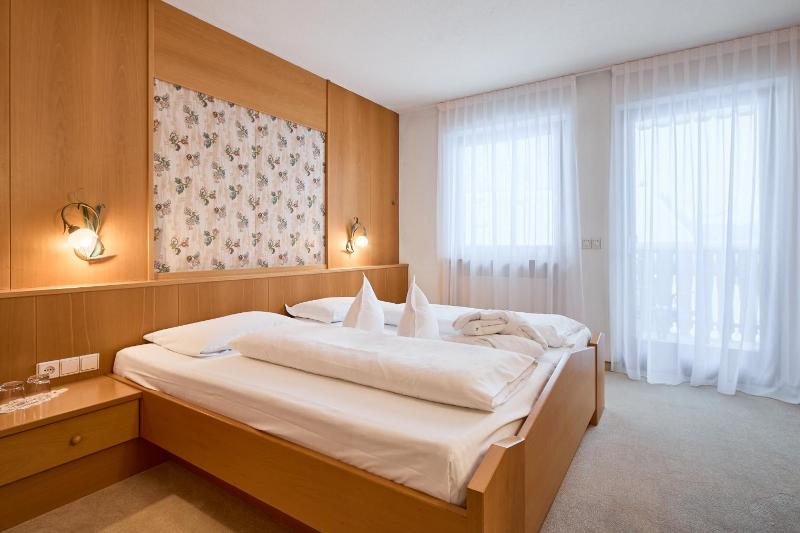 Berghotel image