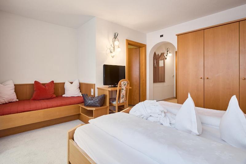 Berghotel image