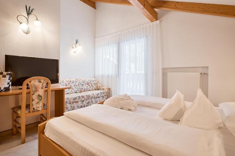 Berghotel image