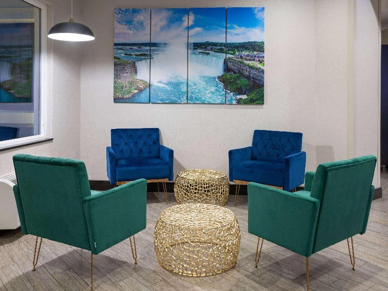 La Quinta Inn Buffalo Airport image