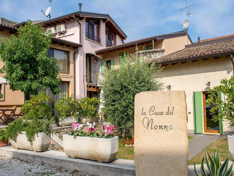 Residence La Casa del Nonno image