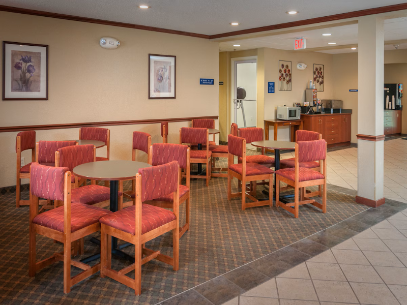 Microtel Inn & Suites By Wyndham Beckley East — photo 2