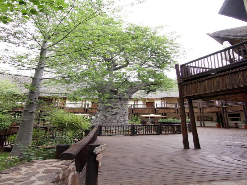 Cresta Mowana Safari Resort & Spa image