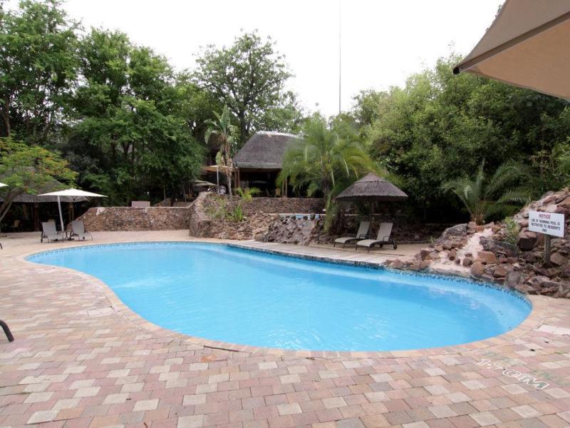 Cresta Mowana Safari Resort & Spa image