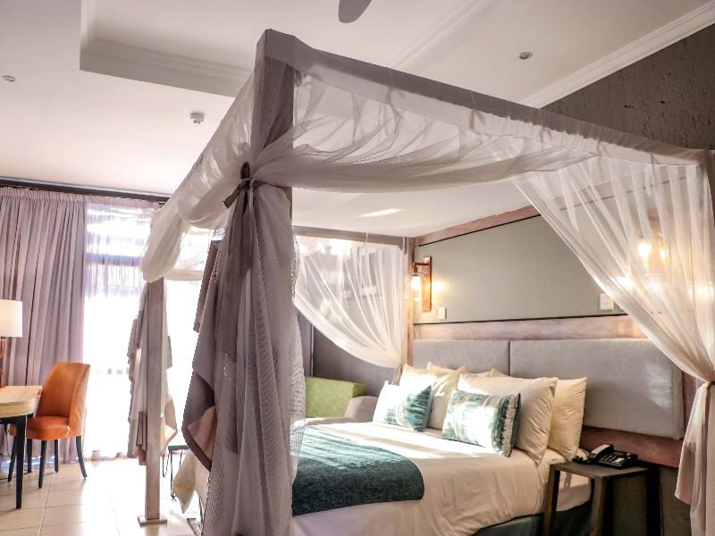 Cresta Mowana Safari Resort & Spa image