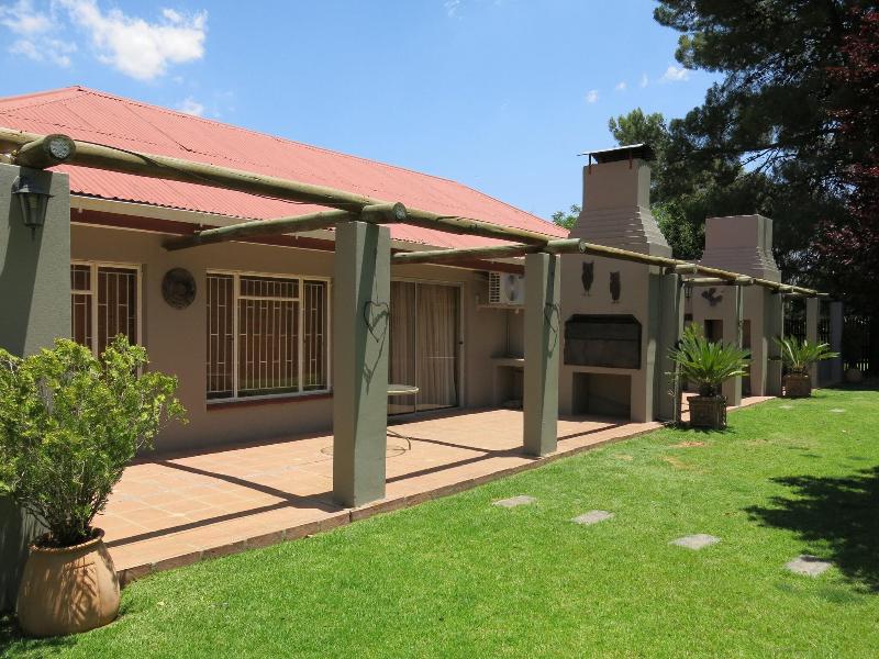 A Cherry Lane Self Catering and B&B image