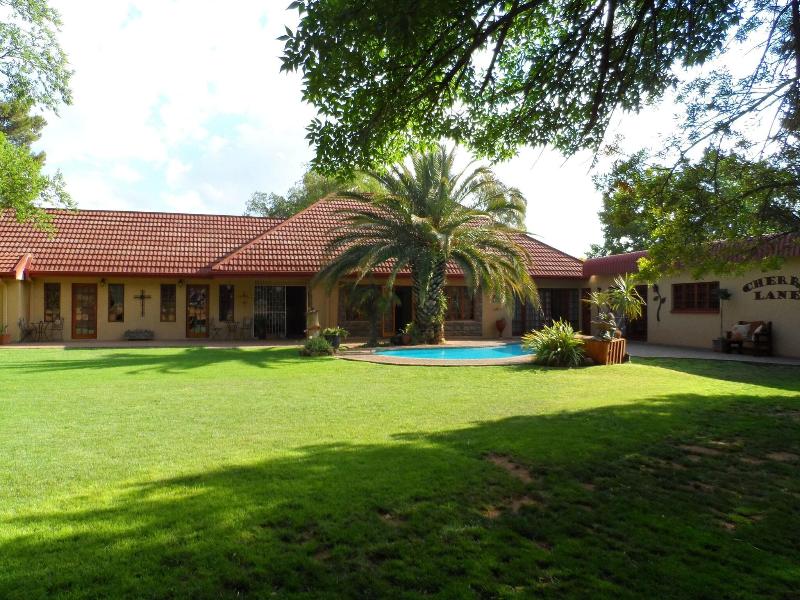 A Cherry Lane Self Catering and B&B image
