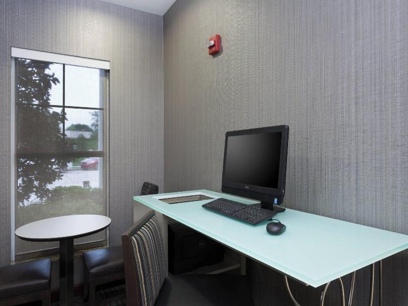 Residence Inn Baton Rouge Towne Center At Cedar Lo image