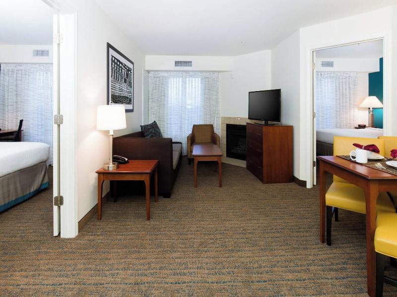 Residence Inn Baton Rouge Towne Center At Cedar Lo image