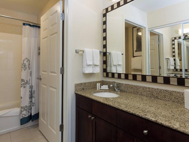 Residence Inn Baton Rouge Towne Center At Cedar Lo image