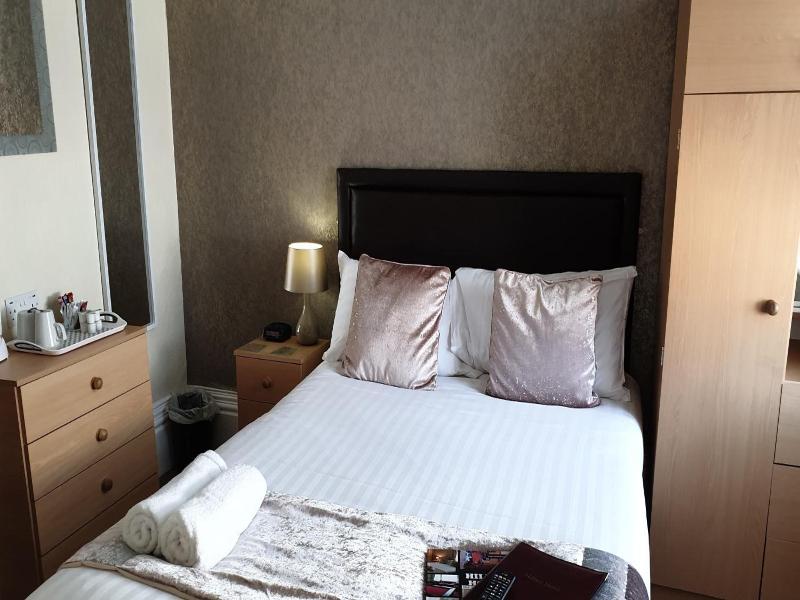 Hilbre Hotel image
