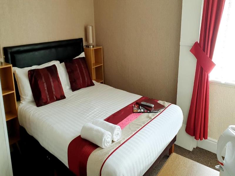 Hilbre Hotel image