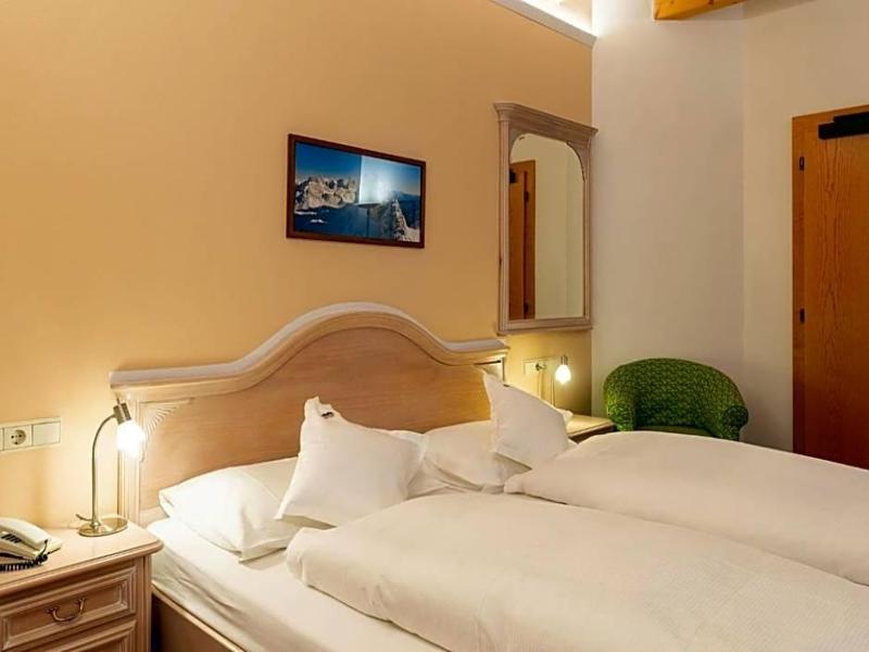 Berghotel Schopfenhof image
