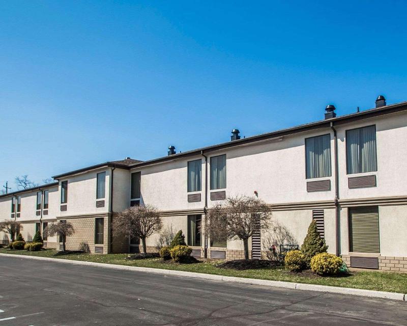 Quality Inn & Suites Nj State Capital Area image