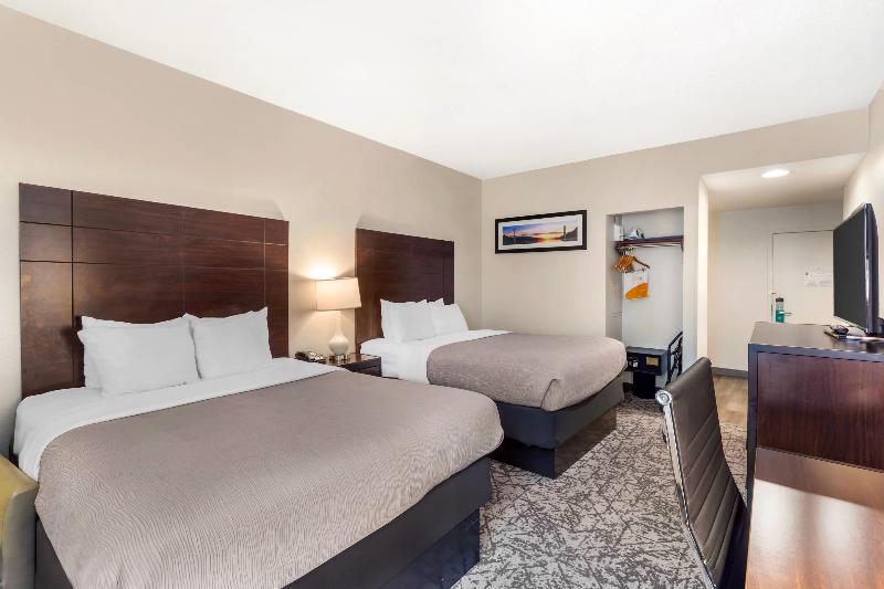 Quality Inn & Suites Nj State Capital Area image