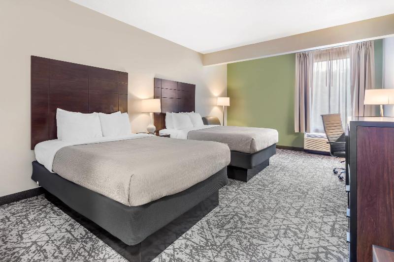 Quality Inn & Suites Nj State Capital Area image