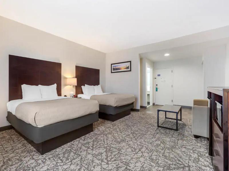 Quality Inn & Suites NJ State Capital Area image