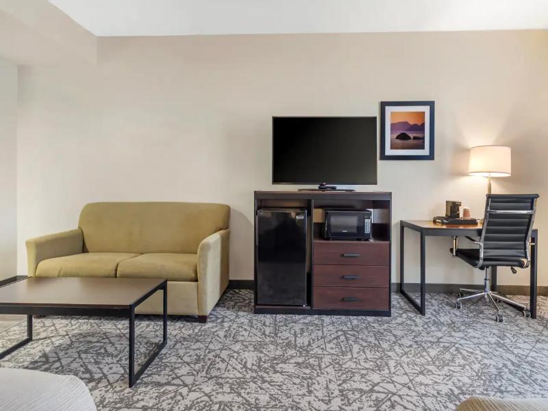 Quality Inn & Suites NJ State Capital Area image