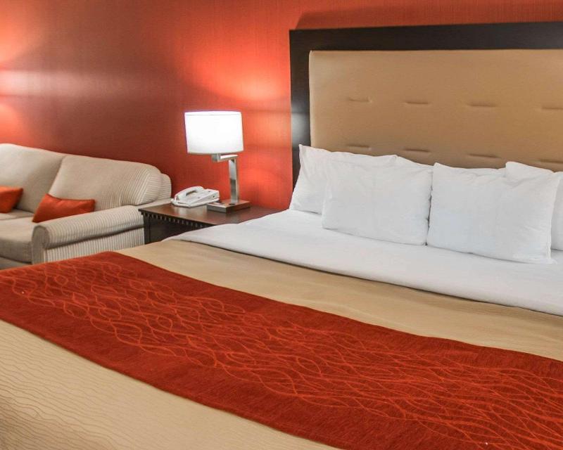 Quality Inn & Suites Nj State Capital Area image