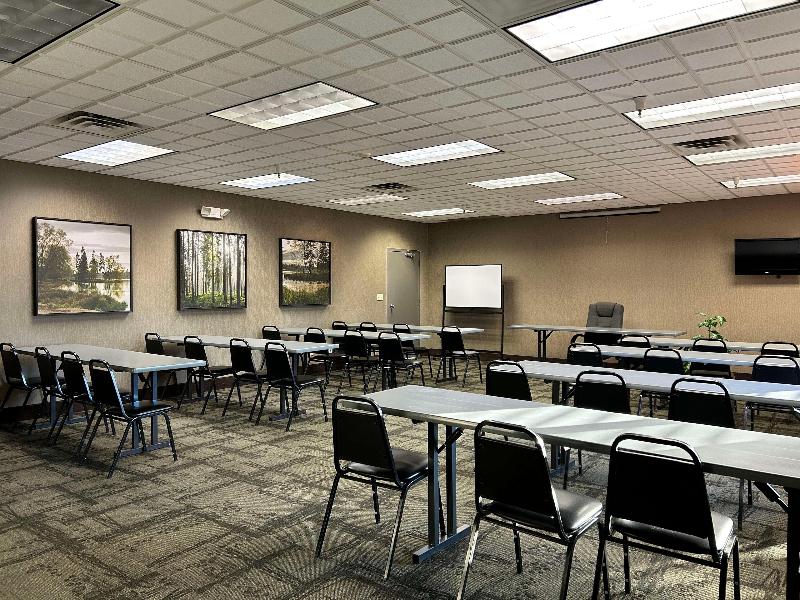 Heartland Inn & Suites, Surestay Collection By Bw image