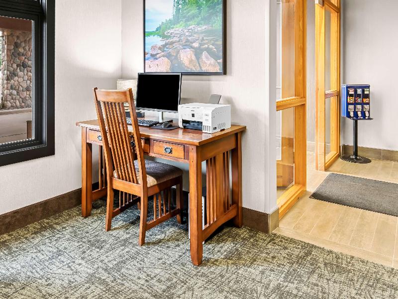 Heartland Inn & Suites, Surestay Collection By Bw image