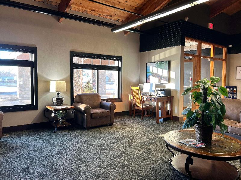 Heartland Inn & Suites, Surestay Collection By Bw image