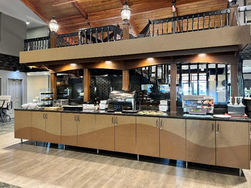 Heartland Inn & Suites, Surestay Collection By Bw image