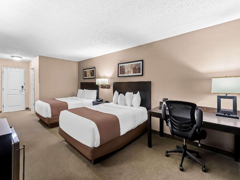 Heartland Inn & Suites, Surestay Collection By Bw image