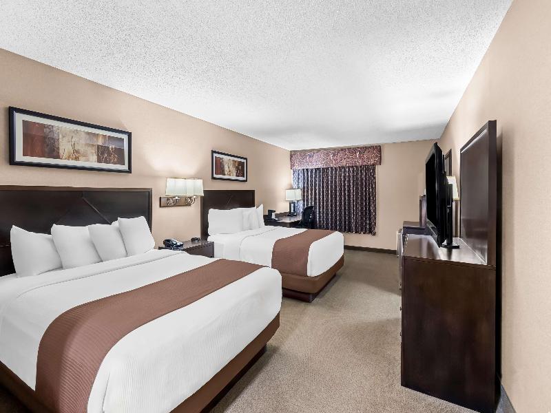 Heartland Inn & Suites, Surestay Collection By Bw image