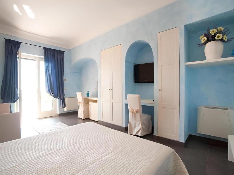 AL Mirador Resort image