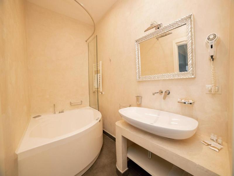 AL Mirador Resort image