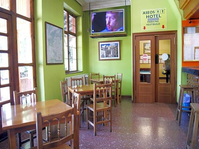 Hostal Hermanos Gutierrez image