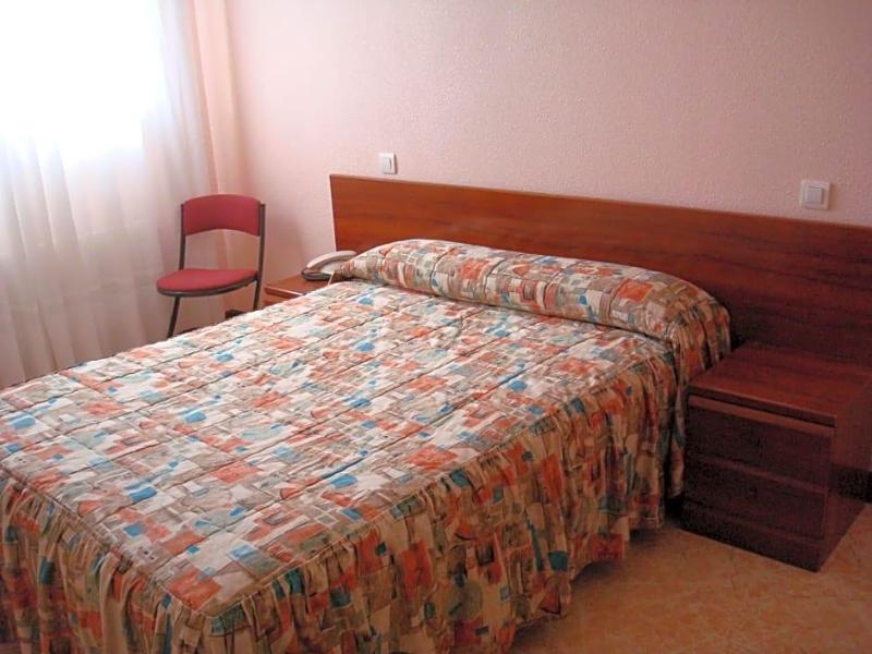 Hostal Hermanos Gutierrez image
