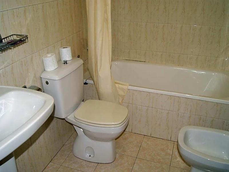 Hostal Hermanos Gutierrez image