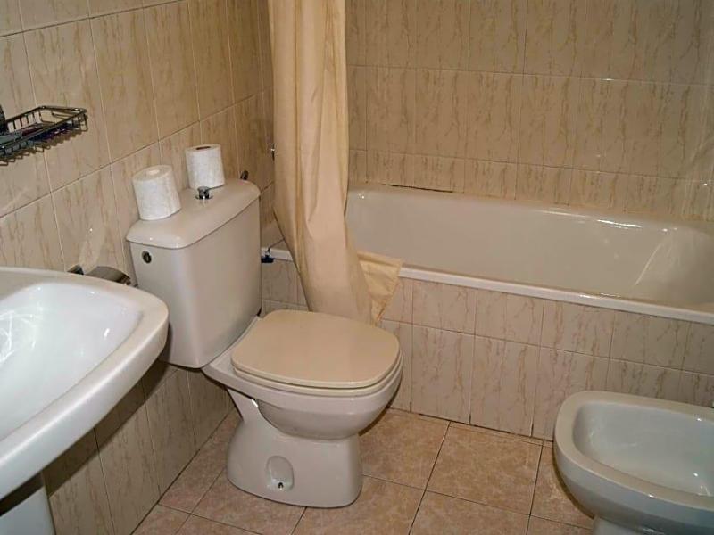 Hostal Hermanos Gutierrez image