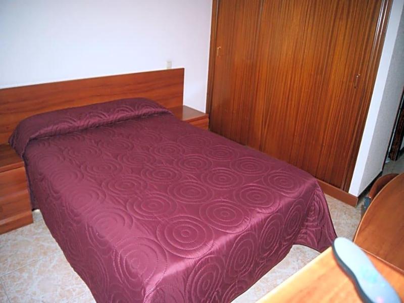 Hostal Hermanos Gutierrez image