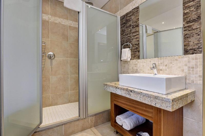 Protea Hotel Clarens image