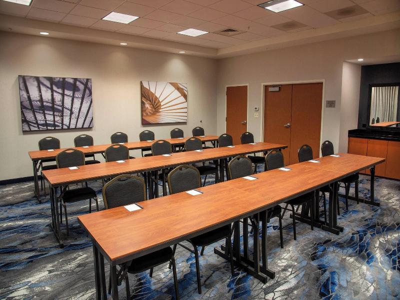 Fairfield Inn Suites Lewisburg