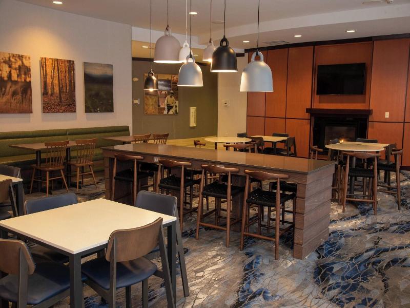 Fairfield Inn Suites Lewisburg