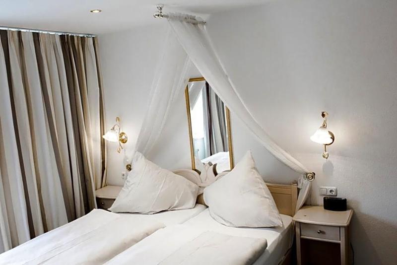 Bach Hotel Zur Porta image