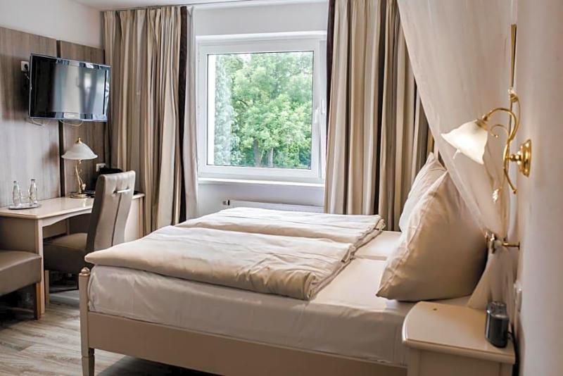 Bach Hotel Zur Porta image