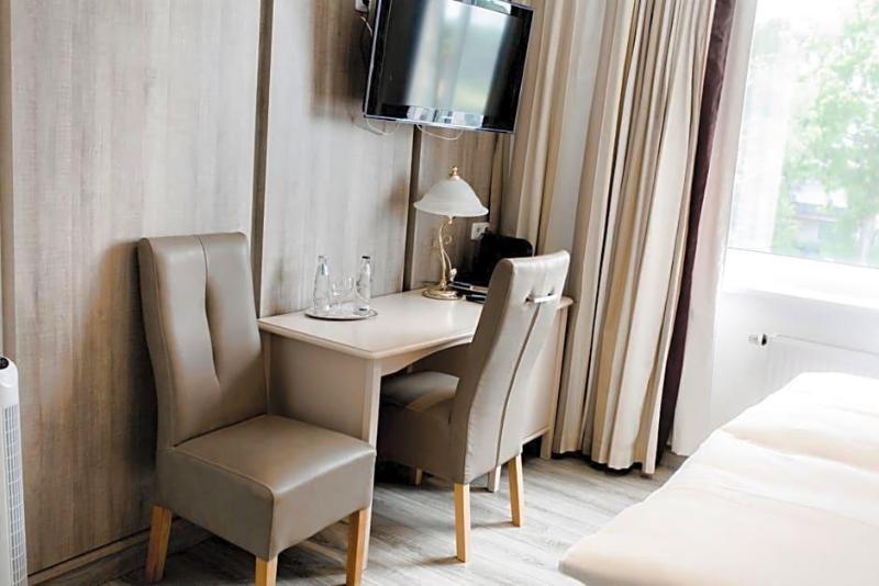Bach Hotel Zur Porta image