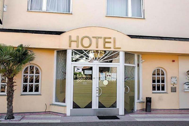 Bach Hotel Zur Porta image