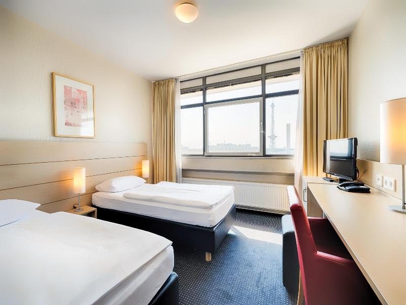 enjoy Hotel am Studio image